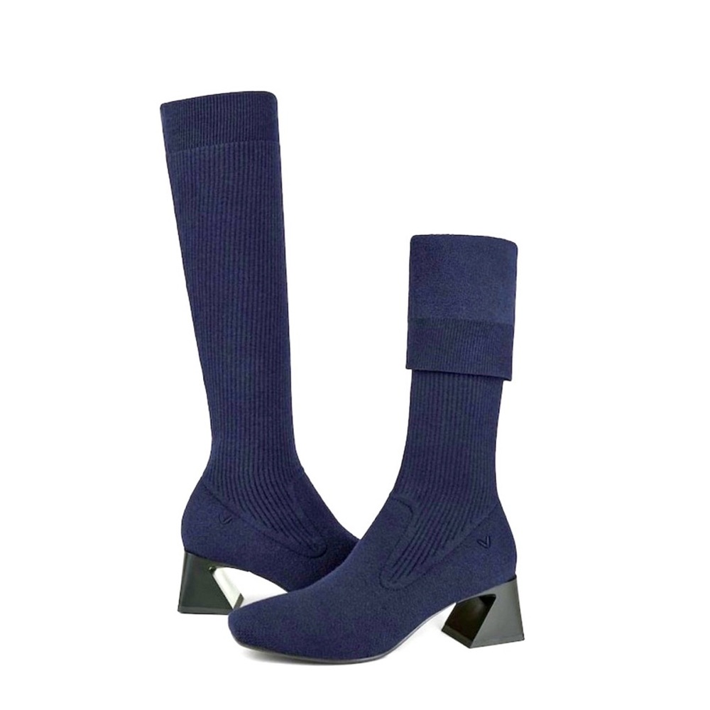 VIVAIA Navy Regina Pro Heeled, Tall, Square Toe water repellent boots Size 6.5